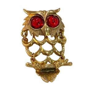 Unique vintage goldtone brooch reticulated owl pin retro 1970's red jelly eyes